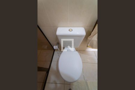 Casa à venda com 137m², 3 quartos e 2 vagas Casa à venda com 137m², 3 quartos e 2 vagasBanheiro