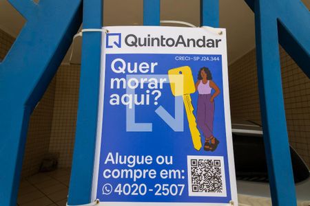 Casa à venda com 137m², 3 quartos e 2 vagas Casa à venda com 137m², 3 quartos e 2 vagasPlaquinha