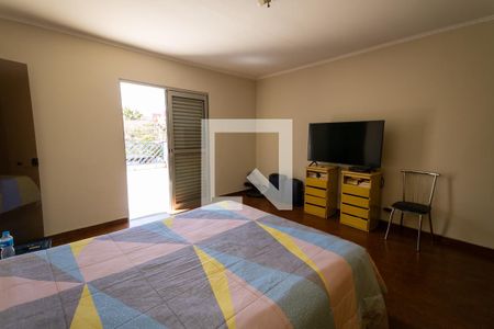 Casa à venda com 137m², 3 quartos e 2 vagas Casa à venda com 137m², 3 quartos e 2 vagasQuarto