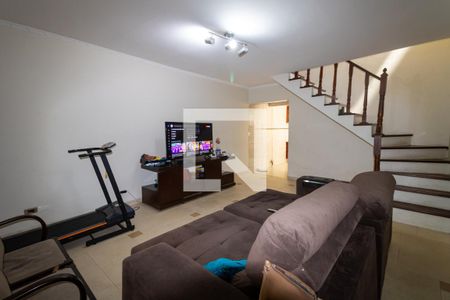 Casa à venda com 137m², 3 quartos e 2 vagas Casa à venda com 137m², 3 quartos e 2 vagasSala