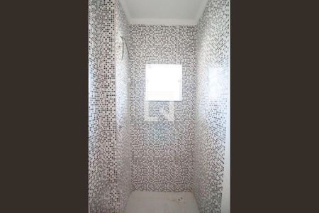 Banheiro de casa para alugar com 1 quarto, 33m² em Vila Jacuí, São Paulo