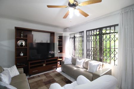Sala de casa à venda com 4 quartos, 202m² em Vila Marieta, São Paulo