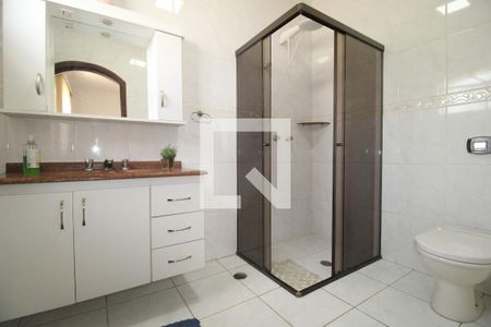 Casa à venda com 202m², 4 quartos e 5 vagasBanheiro da Suíte 2