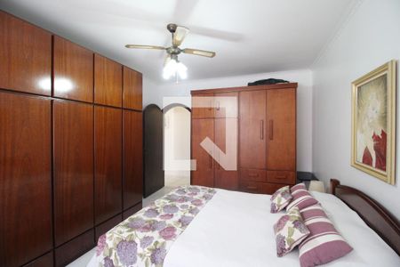 Casa à venda com 202m², 4 quartos e 5 vagasQuarto Suíte 1 