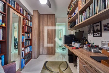 Apartamento à venda com 76m², 2 quartos e 1 vagaQuarto 2