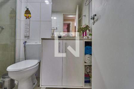 Apartamento à venda com 76m², 2 quartos e 1 vagaBanheiro Social