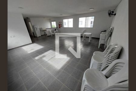 Apartamento para alugar com 45m², 2 quartos e sem vagaÁrea comum - Salão de festas