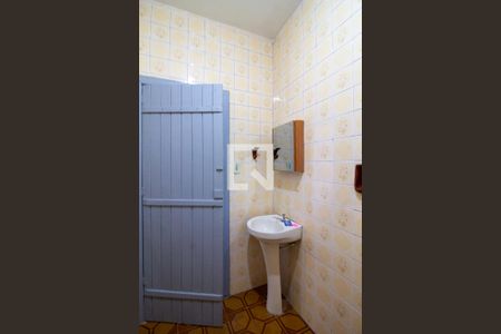 Casa para alugar com 250m², 3 quartos e 6 vagas Casa para alugar com 250m², 3 quartos e 6 vagasBanheiro