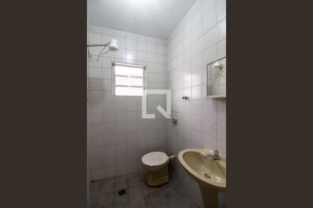 Casa para alugar com 250m², 3 quartos e 6 vagas Casa para alugar com 250m², 3 quartos e 6 vagasBanheiro da Suíte