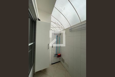 Casa de condomínio para alugar com 93m², 3 quartos e 2 vagasÁrea de Serviço