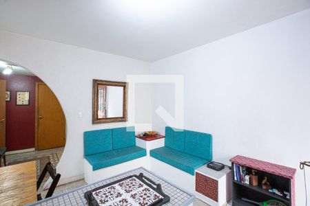 sala de estar de casa à venda com 3 quartos, 173m² em Água Branca, São Paulo