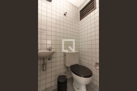 Apartamento à venda com 107m², 1 quarto e 2 vagasBanheiro 1