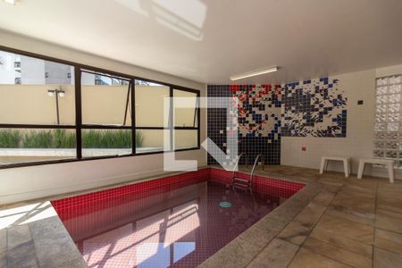 Apartamento à venda com 107m², 1 quarto e 2 vagasPiscina Coberta