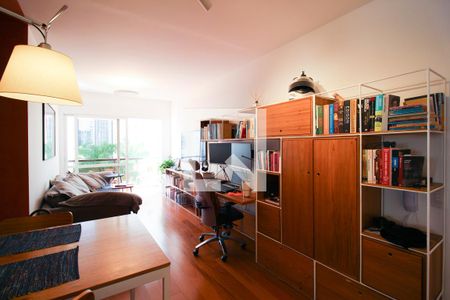 Sala de apartamento para alugar com 1 quarto, 48m² em Itaim Bibi, São Paulo