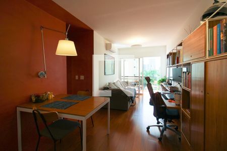 Sala de apartamento para alugar com 1 quarto, 48m² em Itaim Bibi, São Paulo