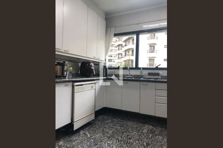 Apartamento à venda com 156m², 3 quartos e 3 vagasCozinha