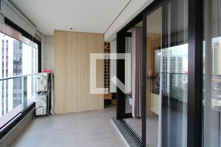 Varanda  de apartamento à venda com 1 quarto, 53m² em Itaim Bibi, São Paulo