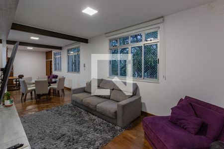 Sala de apartamento para alugar com 3 quartos, 120m² em Coração Eucarístico, Belo Horizonte