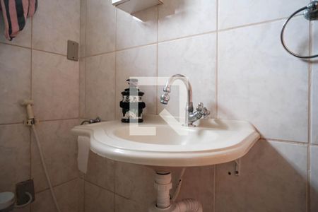 Casa à venda com 214m², 2 quartos e 1 vaga Casa à venda com 214m², 2 quartos e 1 vagaBanheiro Social