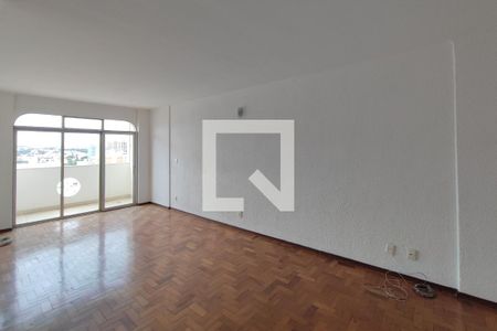 Sala de apartamento para alugar com 3 quartos, 102m² em Centro, Campinas