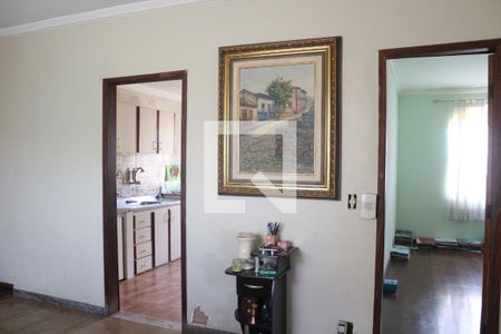 Sala 1 de casa para alugar com 3 quartos, 359m² em Nossa Senhora da Saude, Belo Horizonte