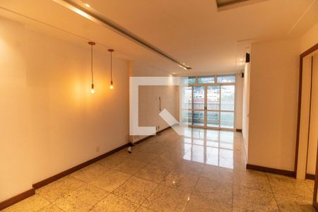 Sala de apartamento para alugar com 3 quartos, 138m² em Icaraí, Niterói