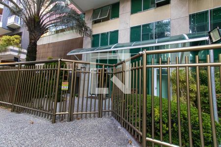 Apartamento à venda com 138m², 3 quartos e 2 vagasFachada