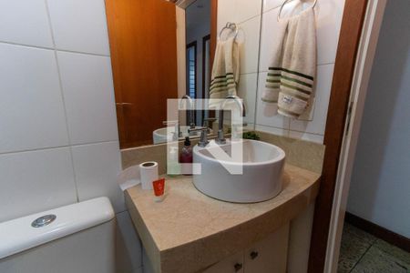 Apartamento à venda com 138m², 3 quartos e 2 vagasBanheiro