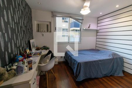 Apartamento à venda com 138m², 3 quartos e 2 vagasQuarto