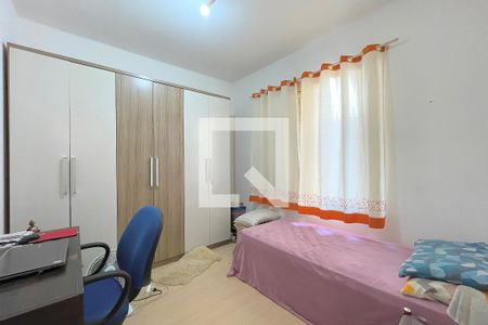 Quarto 1 de apartamento para alugar com 2 quartos, 59m² em São Geraldo, Porto Alegre