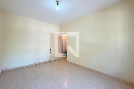 Quarto 2 de apartamento para alugar com 2 quartos, 59m² em São Geraldo, Porto Alegre