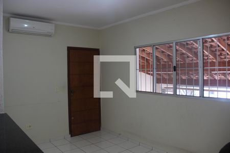 Sala de casa para alugar com 2 quartos, 140m² em Jardim Paulista, Sorocaba