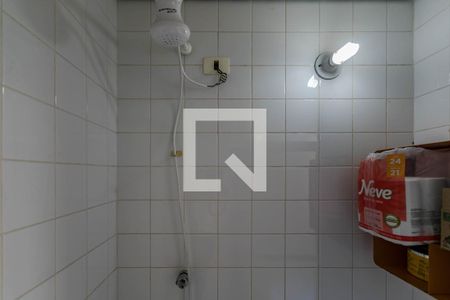 Casa de condomínio para alugar com 252m², 2 quartos e 2 vagasBanheiro de Serviço