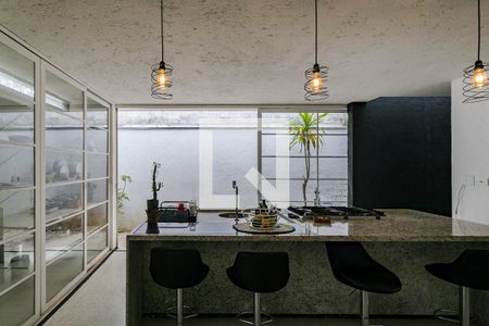 Casa de condomínio para alugar com 252m², 2 quartos e 2 vagasCozinha