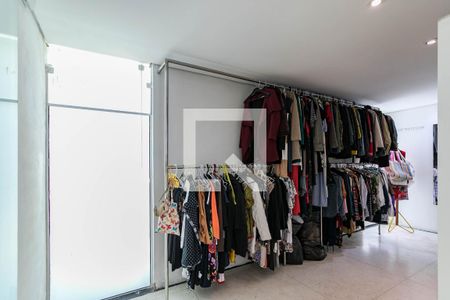 Casa de condomínio para alugar com 252m², 2 quartos e 2 vagasCloset - Quarto 2 - Suíte