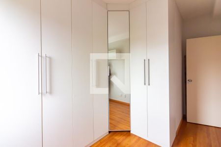 Quarto 1 de apartamento para alugar com 2 quartos, 51m² em Umuarama, Osasco