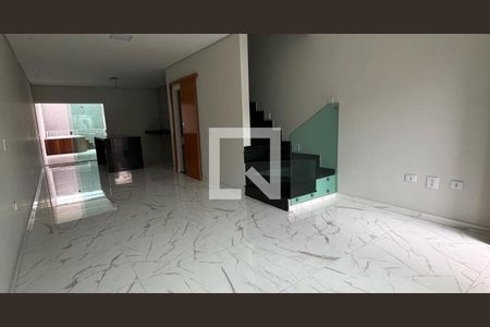 Casa à venda com 3 quartos, 218m² em Vila Carrão, São Paulo