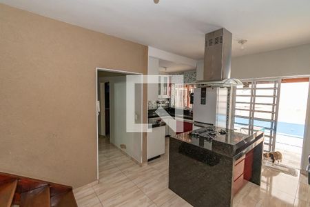 Casa à venda com 198m², 4 quartos e 4 vagas Casa à venda com 198m², 4 quartos e 4 vagasCozinha