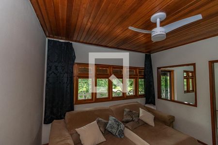 Sala de TV de casa à venda com 4 quartos, 198m² em Parque Residencial Vila União, Campinas