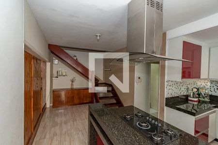 Casa à venda com 198m², 4 quartos e 4 vagas Casa à venda com 198m², 4 quartos e 4 vagasCozinha