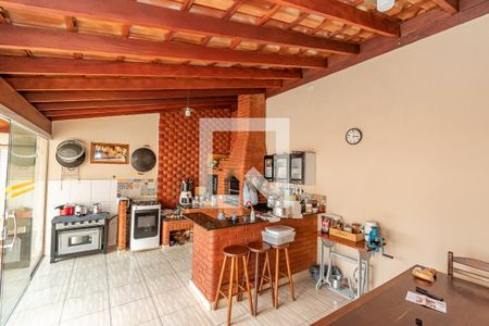 Casa à venda com 198m², 4 quartos e 4 vagas Casa à venda com 198m², 4 quartos e 4 vagasVaranda gourmet