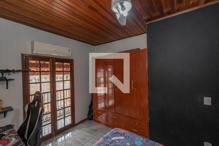 Casa à venda com 198m², 4 quartos e 4 vagas Casa à venda com 198m², 4 quartos e 4 vagasQuarto 2