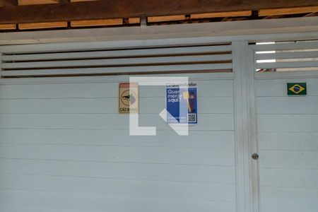 Casa à venda com 198m², 4 quartos e 4 vagas Casa à venda com 198m², 4 quartos e 4 vagasPlaca