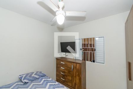 Casa à venda com 198m², 4 quartos e 4 vagas Casa à venda com 198m², 4 quartos e 4 vagasQuarto 4