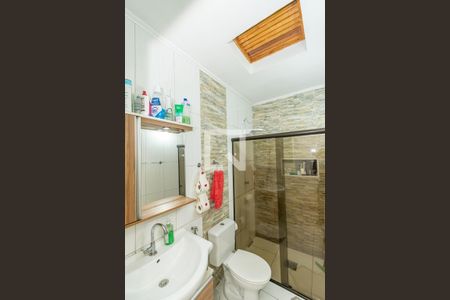 Casa à venda com 198m², 4 quartos e 4 vagas Casa à venda com 198m², 4 quartos e 4 vagasBanheiro Social 2