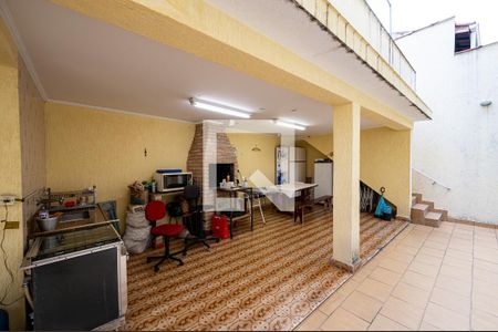 Casa à venda com 230m², 4 quartos e 3 vagasChurrasqueira