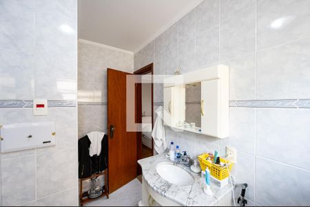 Casa à venda com 230m², 4 quartos e 3 vagasBanheiro da Suíte 1