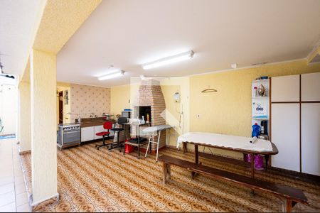 Casa à venda com 230m², 4 quartos e 3 vagasChurrasqueira