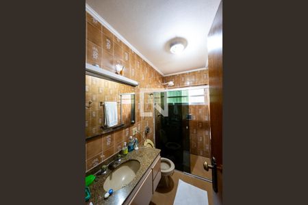 Casa à venda com 230m², 4 quartos e 3 vagasBanheiro Social 2