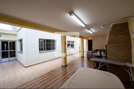 Casa à venda com 230m², 4 quartos e 3 vagasChurrasqueira